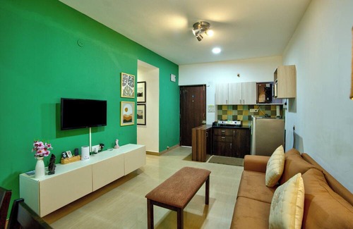 Vagator Apartment | Relaxing 1BHK at Vagator, French windows