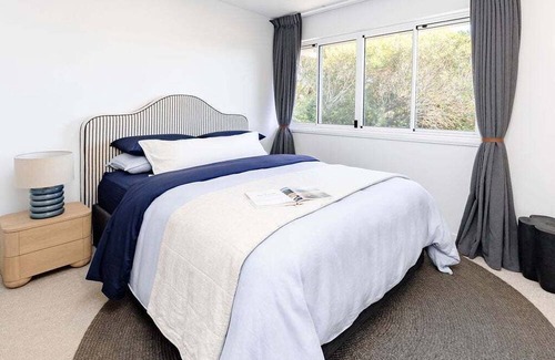 Peregian Beach Resort | Villa Palmera by Balmy Breaks - 100m to Beach