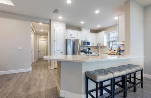 Braden River House | Resort Amenities- Pool/Gym/Golf-3 Beds 2 Baths-Lakeview-Dogs Ok