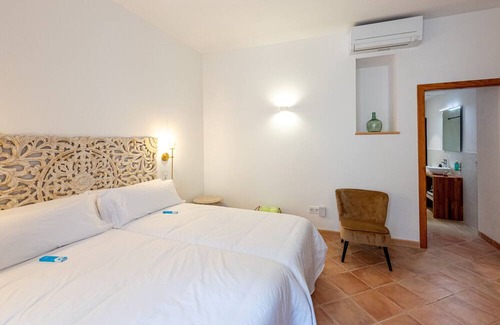 Sineu Hotel | CAS CATALÀ - DOBLE ESTANDARD - Beautiful room in a boutique hotel with shared pool and fr
