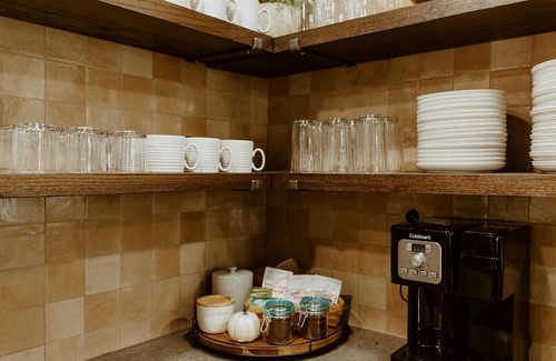 Ava Cabin | Cozy Secluded Cabin with Games and Hot-tub in Sarahsville, Ohio