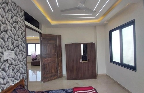 Hyderabad Apartment | Tremendous 2-bedroom apartment with AC in Hyderabad