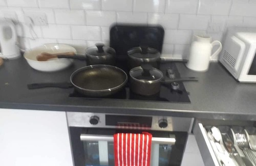 Thorpe Satchville House | Approval City House Leicester 5 Bed 2 Bath Welford Road Stadium