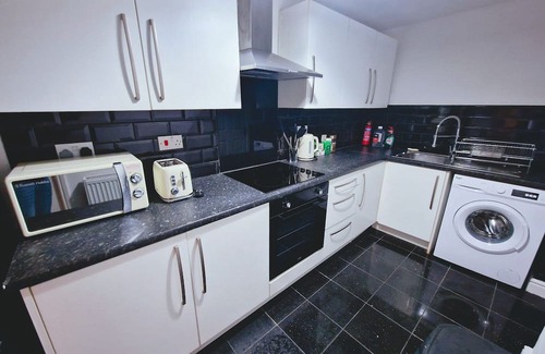 Anfield House | 5 Star Elegant Sanctuary by LFC Stadium