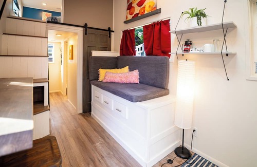 Lyons Resort | The Romantic Mountain Modern