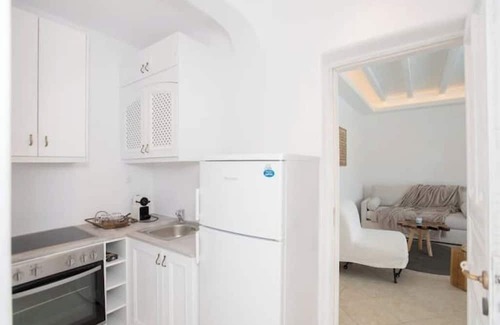 Ano Mera Villa | Deluxe 3 Bedroom Villa with 2 Private Outdoor Pools