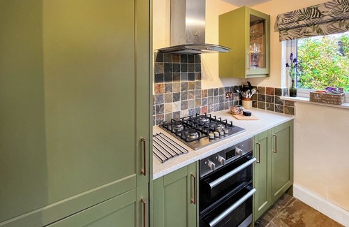 Sleaford Cottage | The Painters Cottage