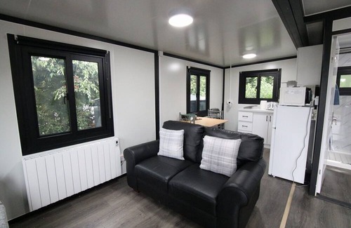 Portglenone Cabin | 2-BR Sunset Retreat Cabin HotTub& Sunset Views separate log cabin with projector