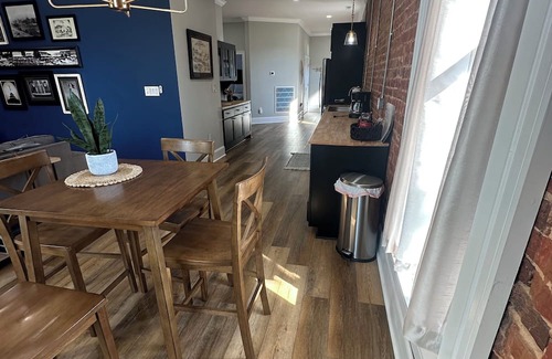 Iuka Apartment | Iuka Downtown Historic King Loft B