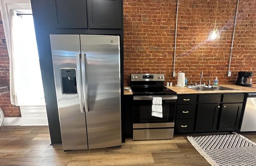 Iuka Apartment | Iuka Downtown Historic King Loft B