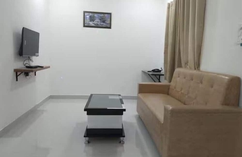 Gachibowli Apartment | Deluxe One Bhk Near ISB Gachibowli