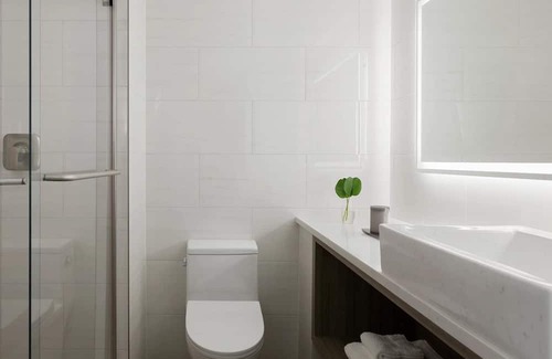 Pinellas Point Hotel | Spacious Retreat Near St. Pete Beach, Fort De Soto & Local Attractions