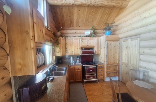 Ukiah Cabin | Incredible Views - Orr Springs Rendezvous!