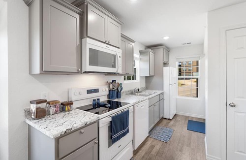 Indian Point Condo | Beautiful brand new sister condo's, no steps, located next to Silver Dollar City