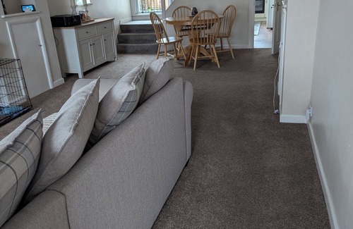 Walton on the Naze Cottage | Fab cottage local to all amenities and a 3min walk to beautiful sandy beaches.