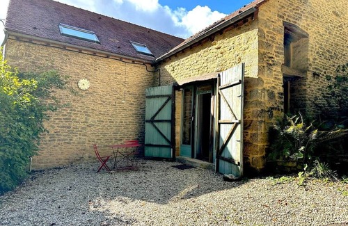 Montoillot House | Clos de Fougères - Les Fleurières