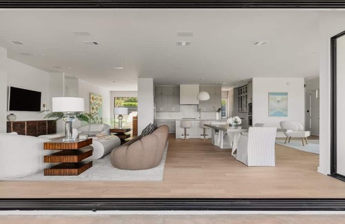Mount Bonnell Terrace House | The Overlook on Monte Vista