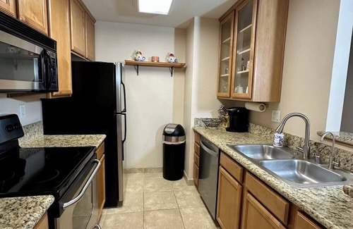 University City Condo | Resort-like Coastal Condo in UTC/La Jolla