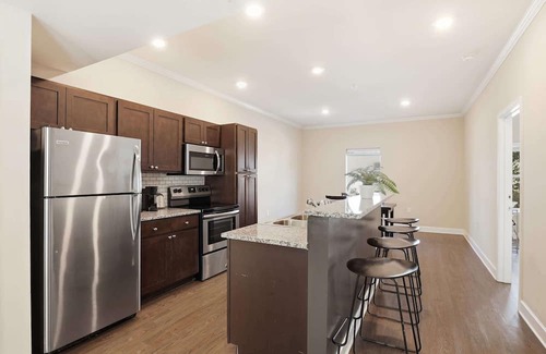 Central House | Gather & Unwind | Near Dining & Shops + Near CU!