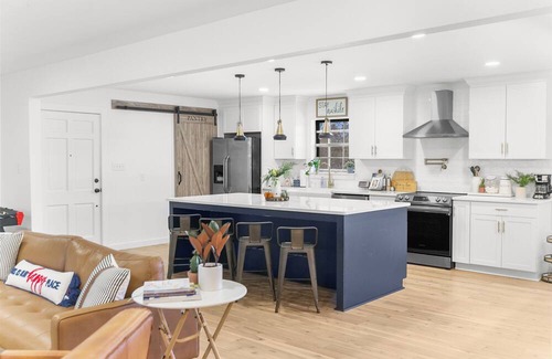 Bessemer Other | 4 acre private Pool Modern Estate! Near Hoover Met