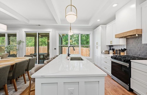 Scottdale House | New! Modern Luxurious Woodland Retreat