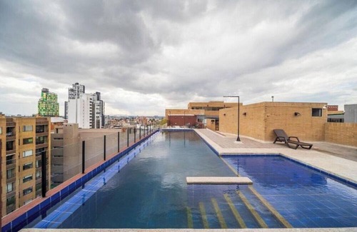 Chapinero Condo | Charming 1-bedroom condo in wonderful Bogotá with fitness room and heat pool