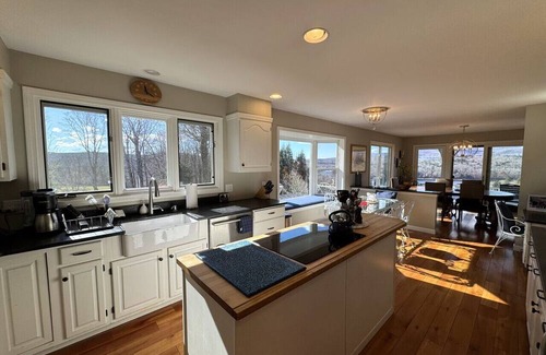 Wilmington House | Lake Whitingham- Wards beach, Hot tub, views