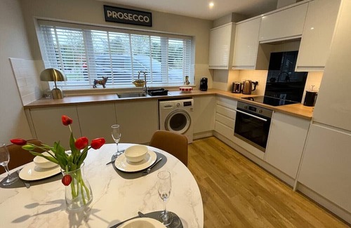 Arbury House | Luxury new-build house nr Science & Business parks