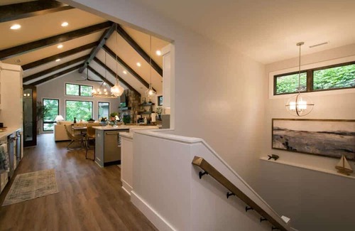 Lake Lure House | Relaxing Lake Retreat~EV Charger~Sleeps 15