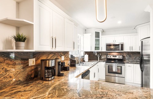 Westchester House | Le Femme Paradise/Heated Pool/Game Room! n