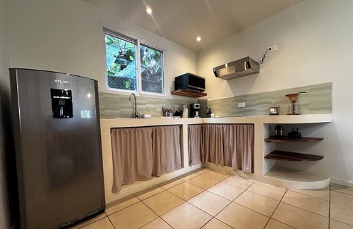 Los Angeles House | Casa Tucan, Casa Tucan - with nice view to the trees