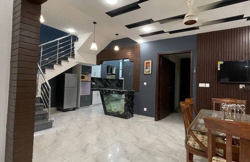 Karachi Villa | Comfortable Villa with AC and WiFi in pleasant Bahria Town Karachi