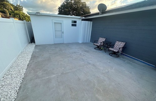 Seffner Community Alliance Apartment | WELCOME TO MI LITTLE CASITA with WiFi, AC in private place in Seffner