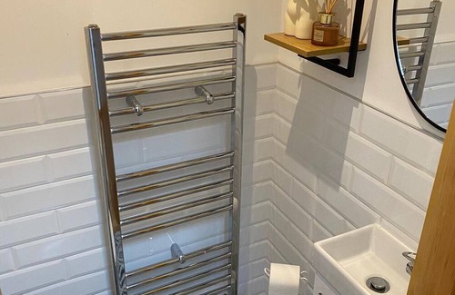 Dublin Cottage | South Dublin Housing for Contractors - Sleeps 5