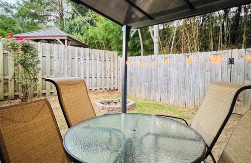 Aiken House | Cozy 2-bedroom upgraded townhome in Aiken S.C.