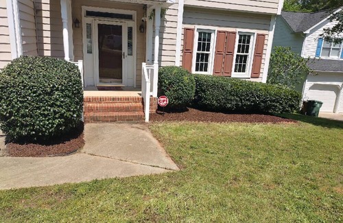 Apex House | Charming 2-bedroom house with WiFi and AC in delightful Cary