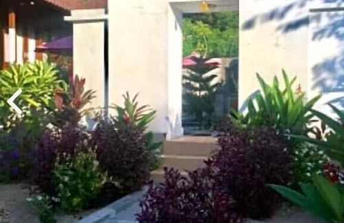 Jungut Batu Villa | Puri Sari Villas Restaurant and Bar