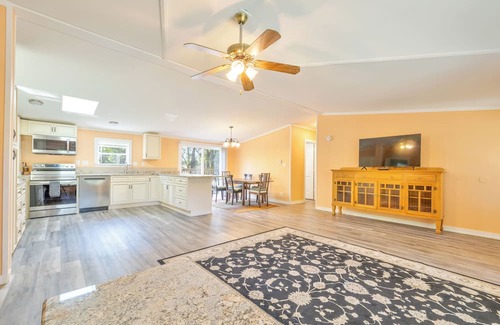 Wisconsin Dells House | 3BR Forest Retreat Near Stream. Quiet, Cozy & Perfect for Nature Lovers