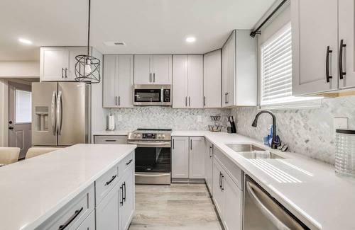 Ooltewah House | 5 Mi to Cambridge Square: Ooltewah Getaway!