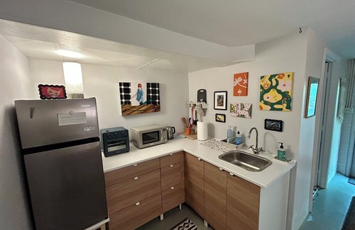 Chapel Hill Cabin | Magic Cabin: The perfect woodland escape located in the heart of Chapel Hill.