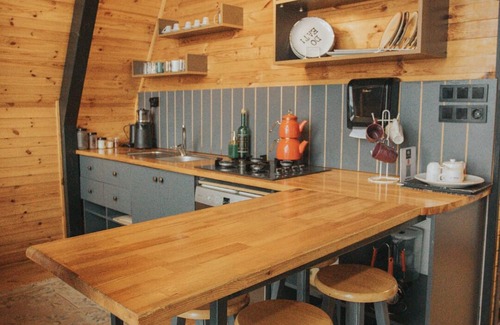 Persembe House | Gemütliche Auszeit in der Natur! Dreiecks-Bungalow in Ordu – mit Frühstück,