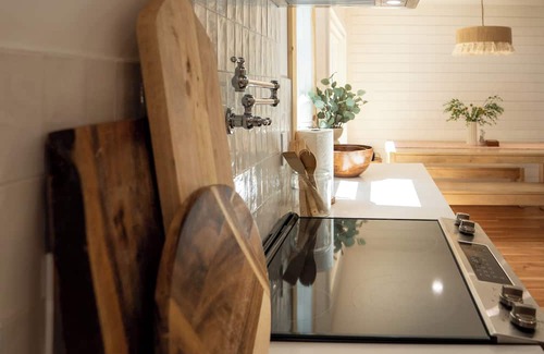 Pocono Summit Cabin | The Hummingbird Cabin/Pocono Mountains Oasis