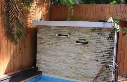 La Vega Province Cabin | 2.5-bedroom cabin in peaceful Jarabacoa with AC, WiFi. Enjoy nature