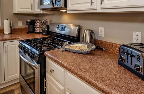 Sunset Cove House | Lure Lux: Theater Room + Pool Table + Hot Tub!