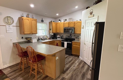 Twin Falls House | 3-bedroom house in amazing Twin Falls with AC, WiFi