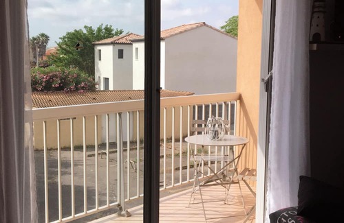 Valras-Plage Apartment | Studio port Valras-Plage 400 m from the beach