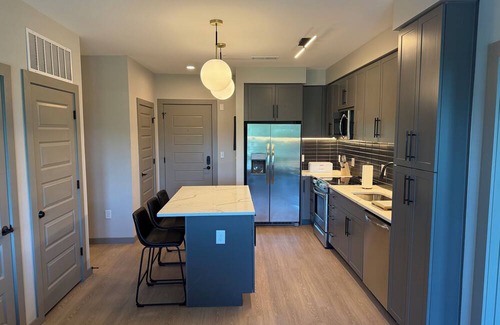 Columbia Apartment | Lux Modern apartment in Columbia with WiFi, balcony, sofa bed, pool and a gym!