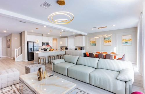 Enterprise Villa | Spacious 5-bedroom villa in vibrant Las Vegas with WiFi, AC