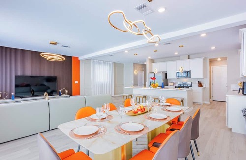 Enterprise Villa | Spacious 5-bedroom villa in vibrant Las Vegas with WiFi, AC