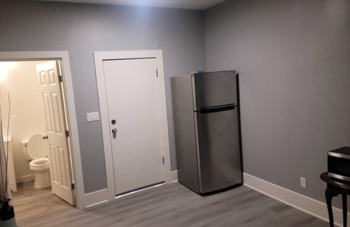 Mojave Apartment | Beautiful Mother in Law Unit suit w/Parking & Wifi